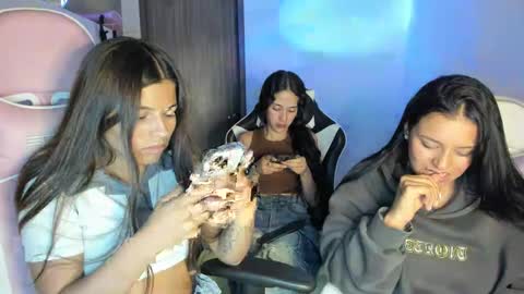 kimmi online show from September 30, 2025, 11:10 pm