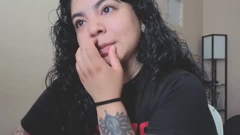 Kimmi online show from March 1, 2025, 6:54 pm