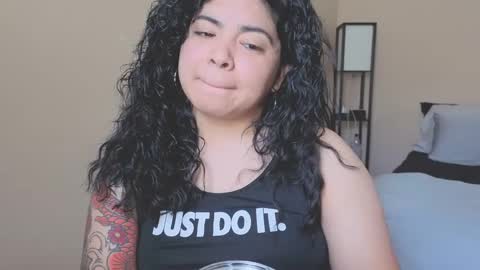 Kimmi online show from March 6, 2025, 8:37 pm