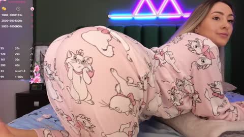 Kimmie online show from January 30, 2025, 7:04 pm