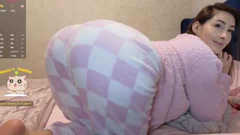 Kimmie online show from October 7, 2025, 6:49 pm