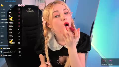  Your Kimmie  follow me  online show from February 19, 2025, 5:27 pm