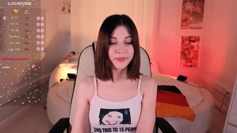  Your Kimmie  follow me  online show from September 26, 2025, 9:02 am