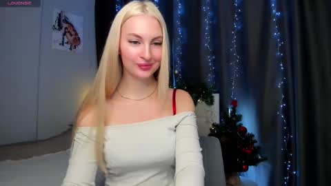 Snapshot of kimmy1_powell chatting on December 22, 2025, 2:30 am kimmy1_powell online show from December 22, 2025, 2:30 am