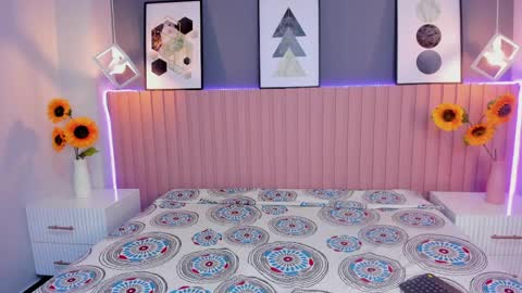 kimmy_bolton online show from April 8, 2026, 8:20 pm