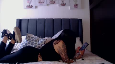 Snapshot of kimmy_one_ chatting on February 5, 2025, 6:37 pm kelly online show from February 5, 2025, 6:37 pm