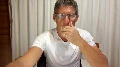 kimonoblues online show from February 1, 2026, 4:27 pm