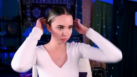 kimporins online show from April 22, 2026, 12:07 pm