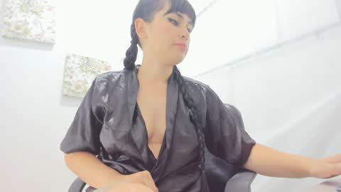 Kim Thompson online show from January 25, 2025, 3:52 pm