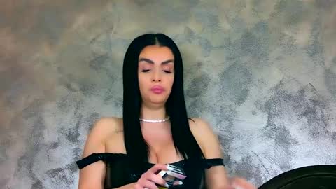 Snapshot of kimwilmes chatting on April 23, 2026, 6:47 am Kim Wilmes online show from April 23, 2026, 6:47 am