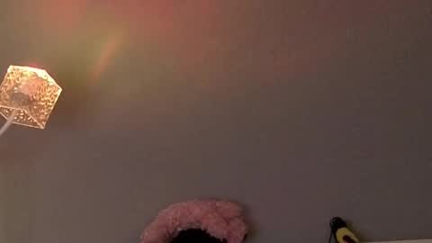 kina_ka online show from December 1, 2025, 6:07 am