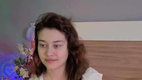 kina_ka online show from April 6, 2026, 4:46 am