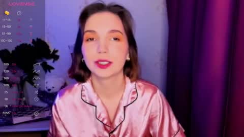 Hazel online show from December 21, 2025, 6:04 pm