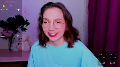 Hazel online show from June 7, 2026, 1:32 am