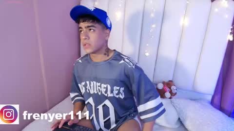 king  help me reach 100 likes online show from February 11, 2025, 2:14 am