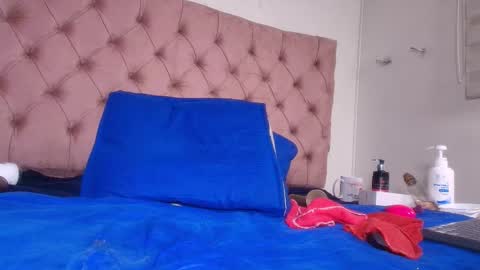 Bella online show from February 13, 2025, 6:09 am