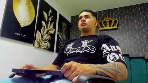 Angel Falconer online show from September 14, 2025, 8:13 am