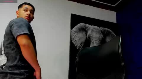 Angel Falconer online show from November 17, 2025, 1:44 am