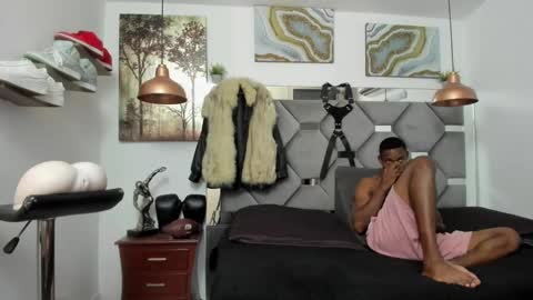 HOT MEN BLACK online show from January 30, 2025, 2:47 pm