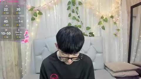 Snapshot of king_luxury1 chatting on August 6, 2026, 12:18 pm King online show from August 6, 2026, 12:18 pm
