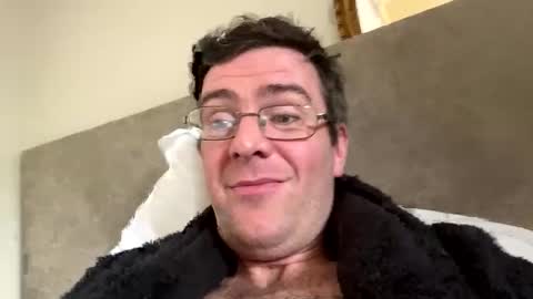 Snapshot of king_o107 chatting on February 24, 2026, 9:40 am king_o107 online show from February 24, 2026, 9:40 am