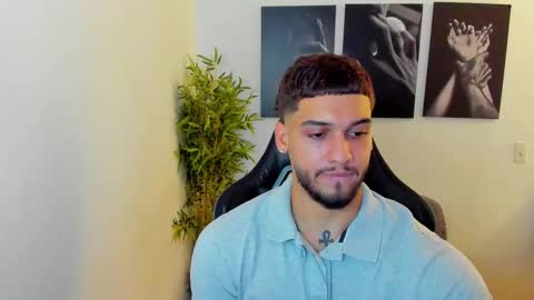 king_of_kings__ online show from March 7, 2025, 2:46 am