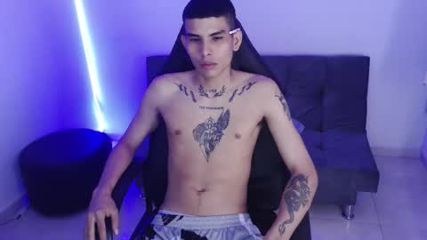 Snapshot of king_warlord chatting on December 19, 2025, 11:34 pm king_warlord online show from December 19, 2025, 11:34 pm