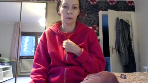 Snapshot of kingandprincess chatting on July 7, 2026, 8:24 pm sexysexyhotwetpinkredpussy online show from July 7, 2026, 8:24 pm