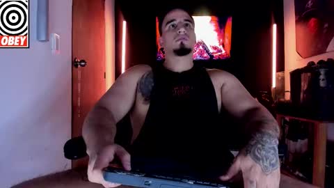 King Bear online show from December 15, 2025, 1:21 am