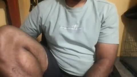 kingcobra_08 online show from October 28, 2025, 6:32 pm