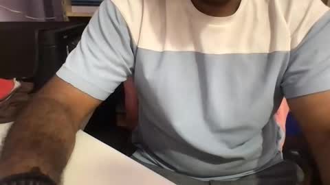 kingcobra_08 online show from March 19, 2026, 2:37 am