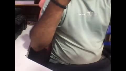 kingcobra_08 online show from April 4, 2026, 2:32 am