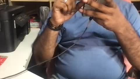 kingcobra_08 online show from June 23, 2026, 8:01 am