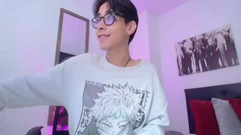 kingdanny_8 online show from December 15, 2025, 4:28 am