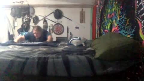 Jerry online show from June 22, 2026, 4:42 am