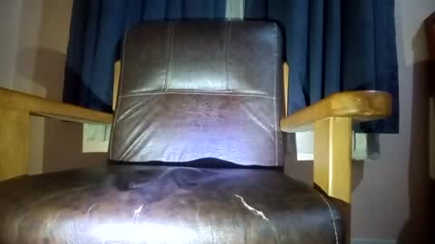 kingemizzy online show from July 21, 2026, 2:25 am