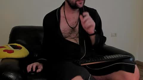 The King online show from November 17, 2025, 6:03 pm