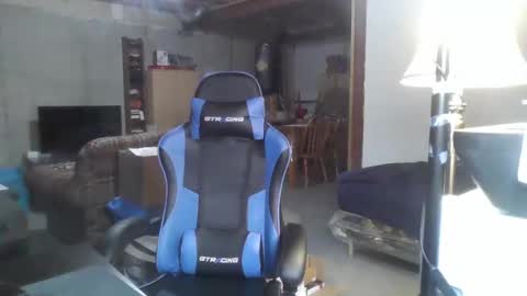 Snapshot of kingoffootfetish chatting on December 17, 2024, 2:12 am Master King Tommy online show from December 17, 2024, 2:12 am