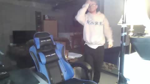 Snapshot of kingoffootfetish chatting on January 14, 2025, 7:17 am Master King Tommy online show from January 14, 2025, 7:17 am