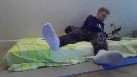 Snapshot of kingoffootfetish chatting on February 12, 2025, 4:11 pm Master King Tommy online show from February 12, 2025, 4:11 pm