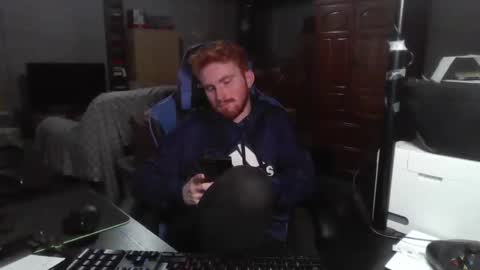 Snapshot of kingoffootfetish chatting on February 26, 2025, 7:42 am Master King Tommy online show from February 26, 2025, 7:42 am