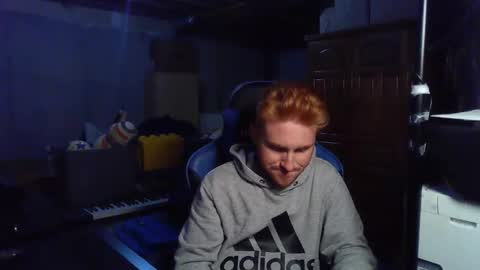 Snapshot of kingoffootfetish chatting on November 21, 2025, 6:34 am Master King Tommy online show from November 21, 2025, 6:34 am