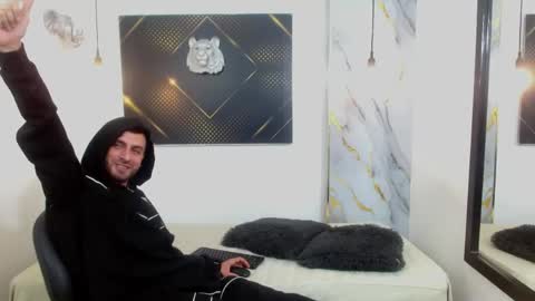 KING  online show from April 22, 2026, 3:31 am