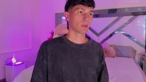  A L E X  online show from January 10, 2025, 4:44 am