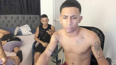 DOMINANT ALPHA KINGS online show from October 4, 2025, 8:56 am