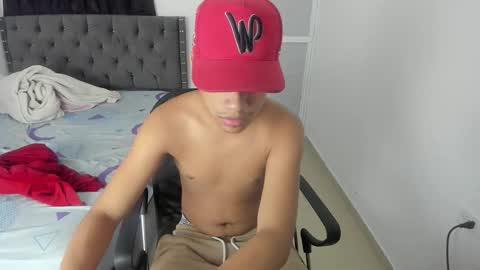 DOMINANT ALPHA KINGS online show from October 14, 2025, 12:17 pm