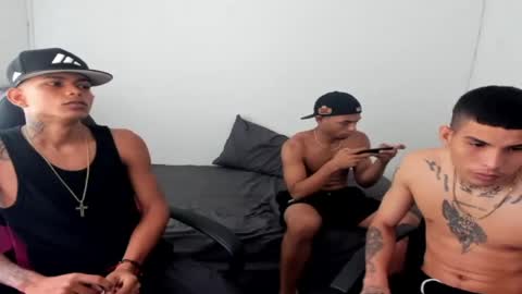 DOMINANT ALPHA KINGS online show from April 21, 2026, 10:01 pm