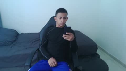 Snapshot of kings_latins chatting on May 22, 2026, 8:36 pm DOMINANT ALPHA KINGS online show from May 22, 2026, 8:36 pm