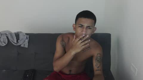 Snapshot of kings_latins chatting on June 18, 2026, 10:14 pm DOMINANT ALPHA KINGS online show from June 18, 2026, 10:14 pm