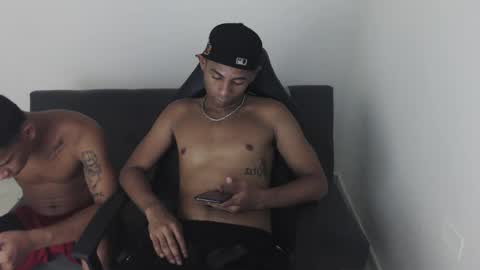 Snapshot of kings_latins chatting on June 20, 2026, 2:25 am DOMINANT ALPHA KINGS online show from June 20, 2026, 2:25 am
